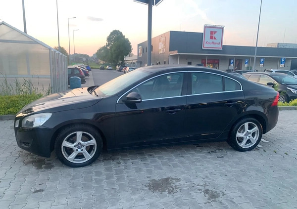 Volvo S60 cena 30000 przebieg: 195000, rok produkcji 2011 z Strumień małe 277